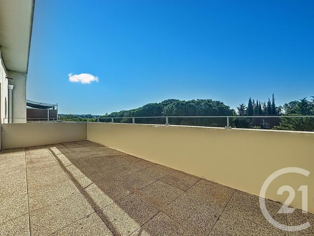 Appartement F5 à vendre - 5 pièces - 92.64 m2 - MIRAMAS - 13 - PROVENCE-ALPES-COTE-D-AZUR - Century 21 Cabinet Corvaja