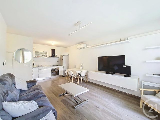 Appartement T3 à vendre - 3 pièces - 55.2 m2 - ISTRES - 13 - PROVENCE-ALPES-COTE-D-AZUR - Century 21 Cabinet Corvaja